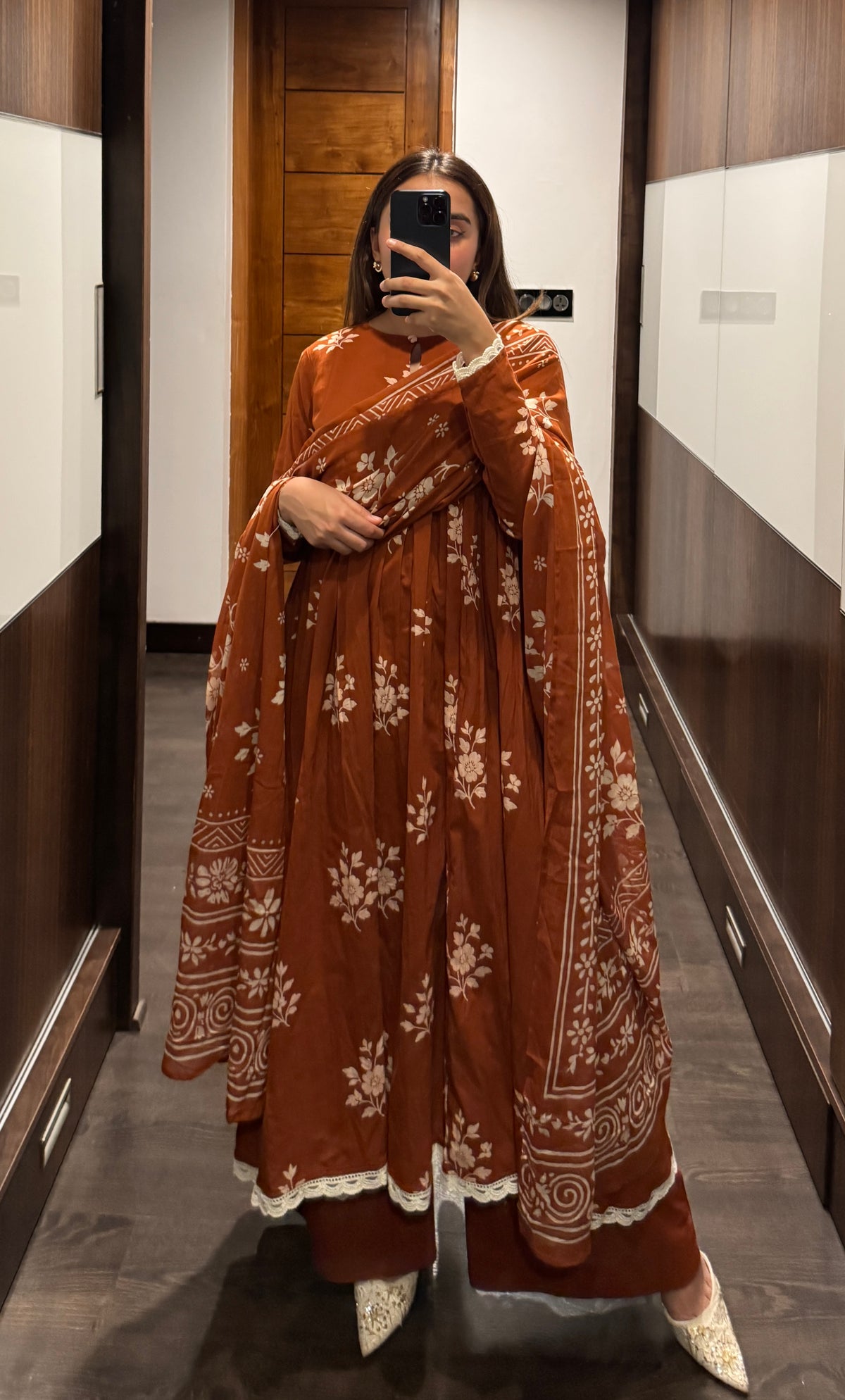 Nia Rust Orange Set