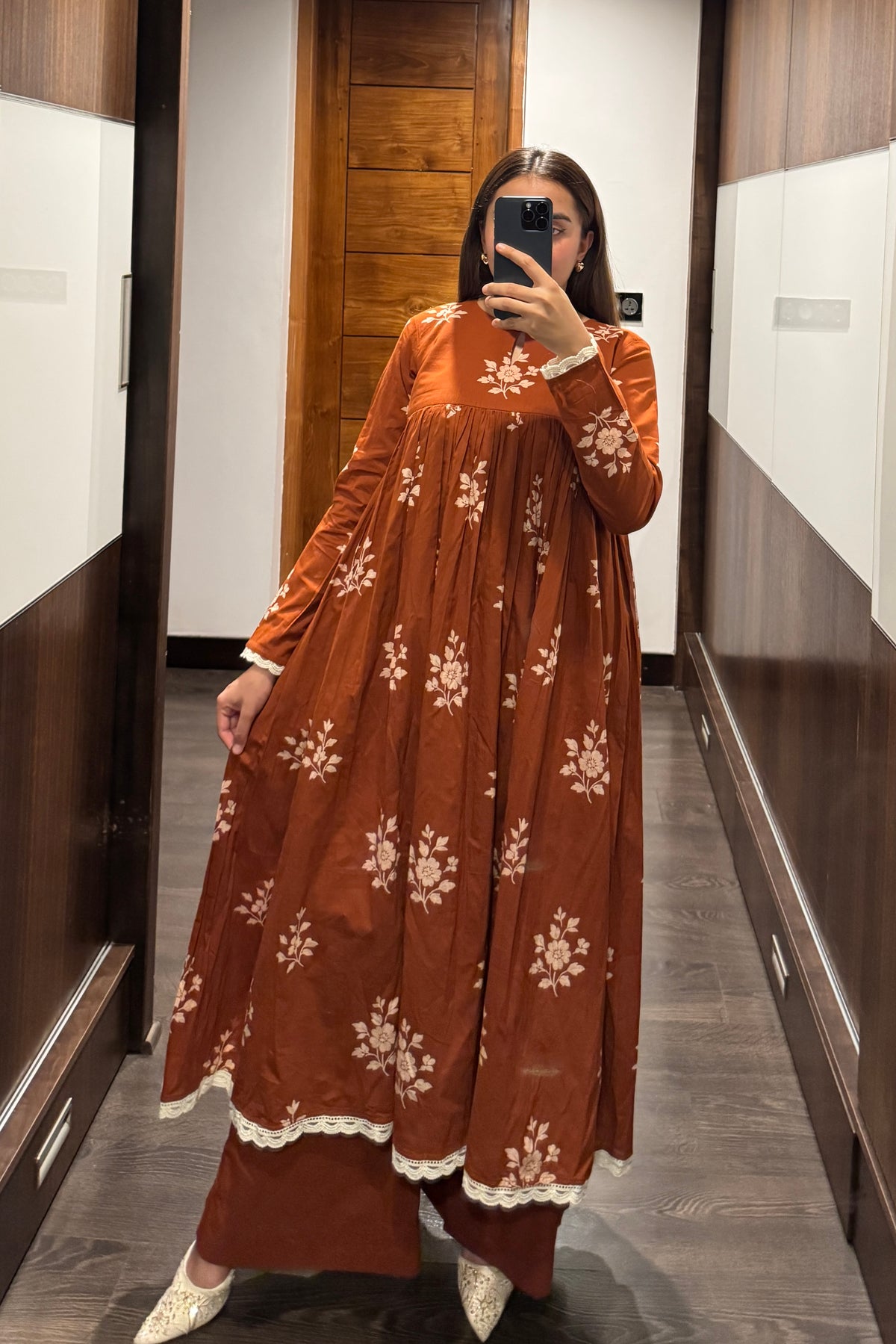Nia Rust Orange Set