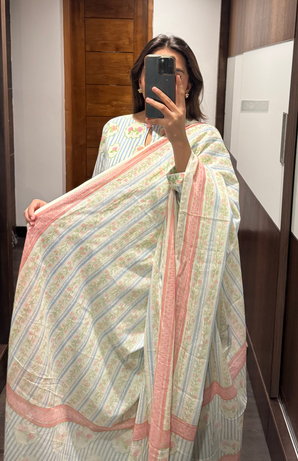 Mia Set