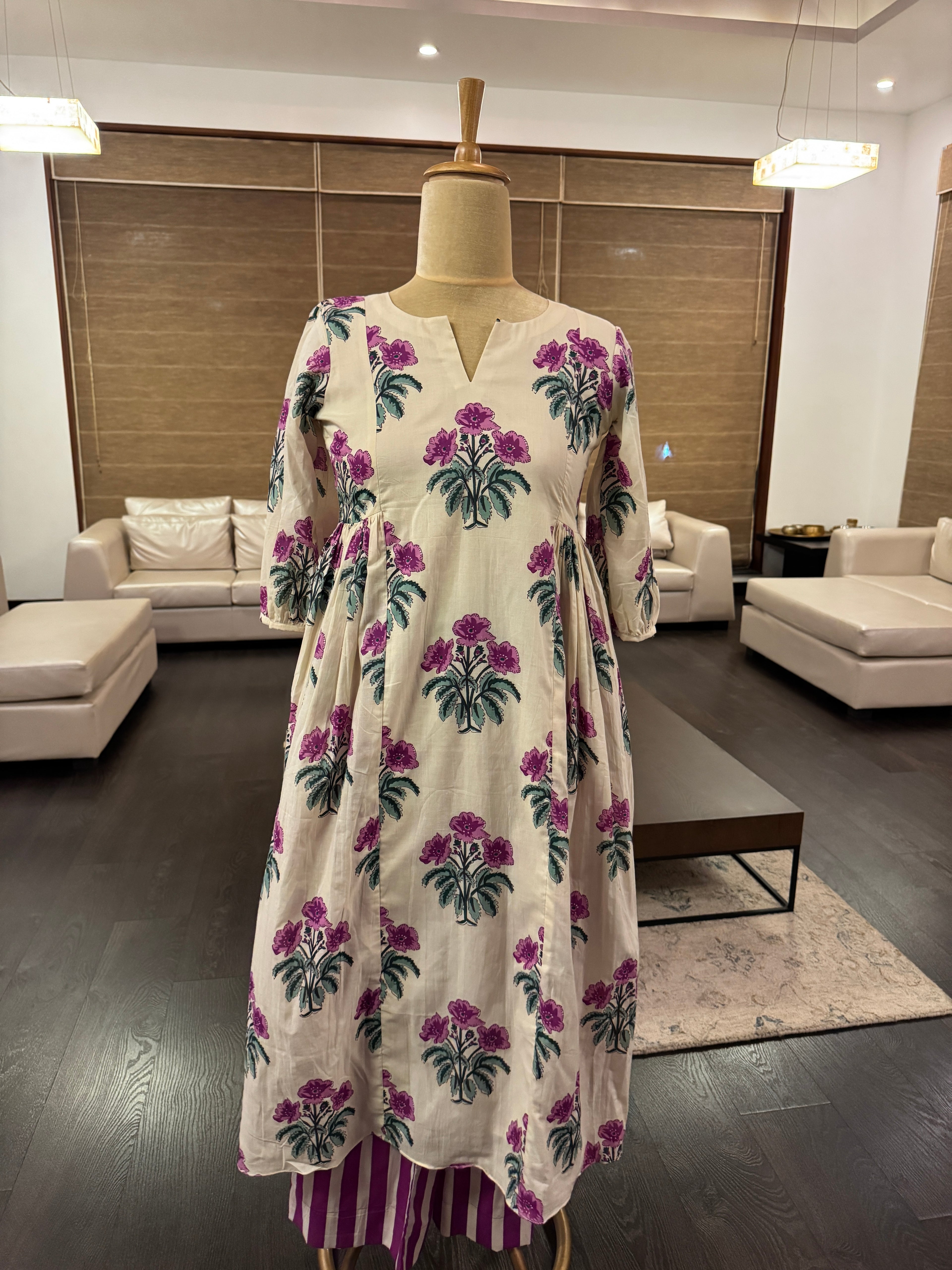 Violet Bloom 2 pc Set